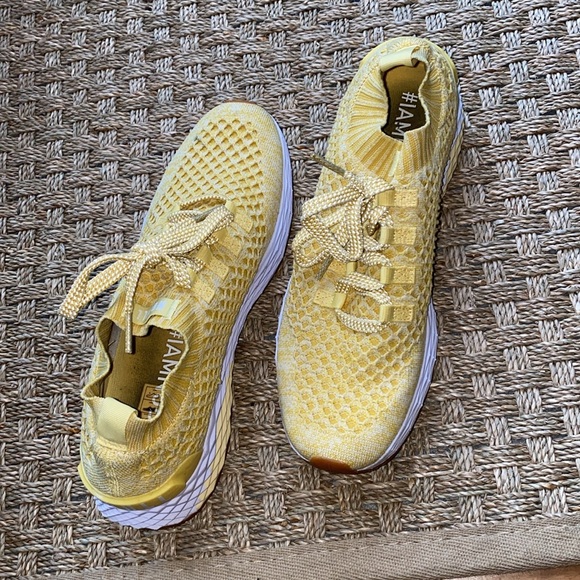 NOBULL All Day Knit Sneaker - Picture 9 of 9